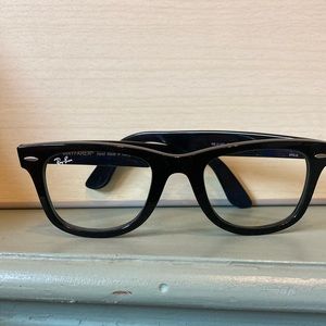 Ray ban Wayfarer glasses — no Rx